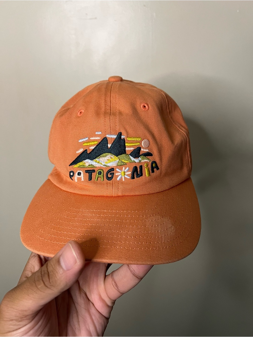 Patagonia Funhoggers Fitz Roy Superbloom Rock Melon Youth Kids Hat *FLAWS*
